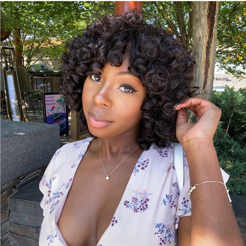 WAND CURLED BOB WITH BANGS